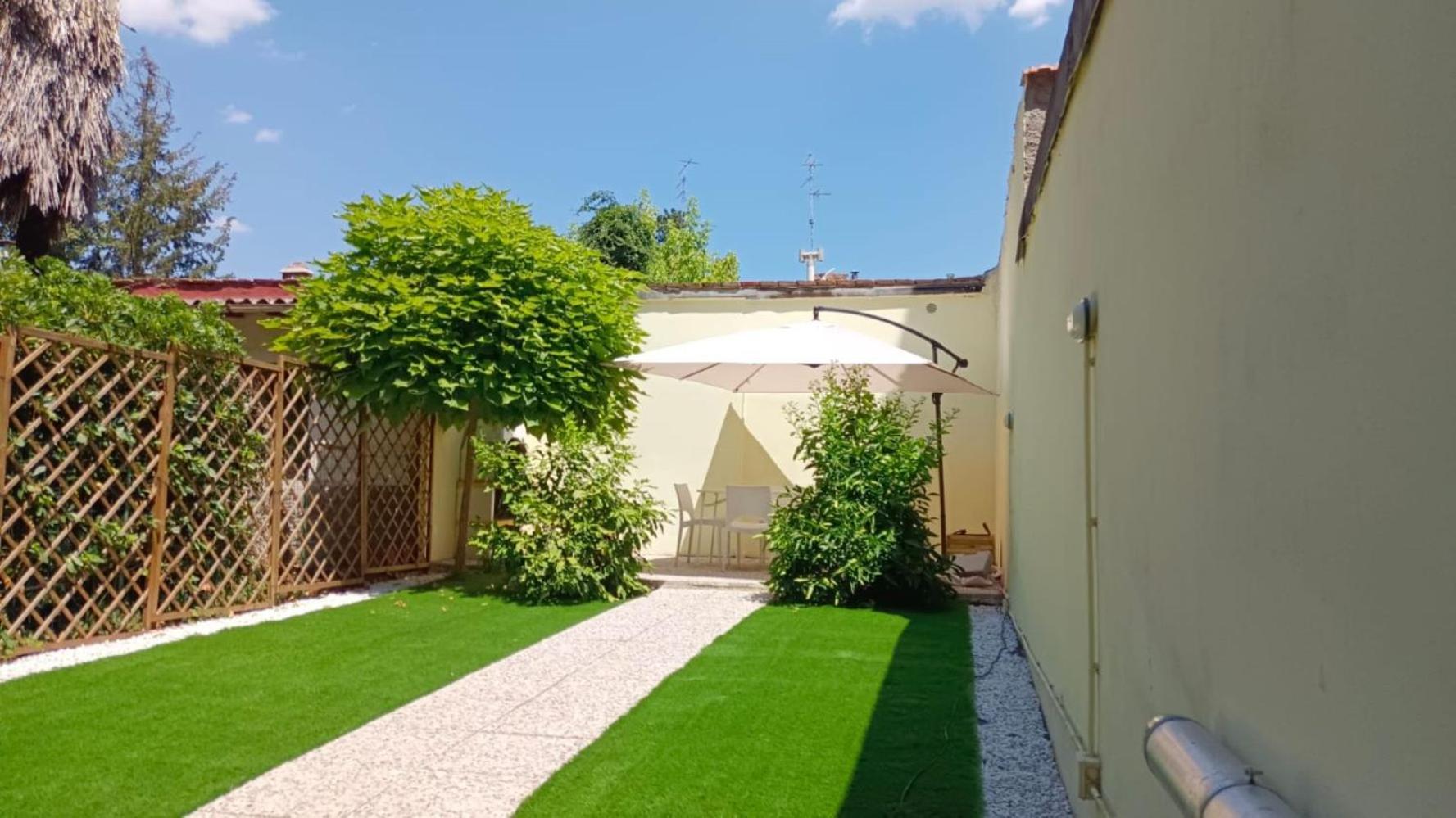 Movie Star Apartment With Garden Firenze Kültér fotó